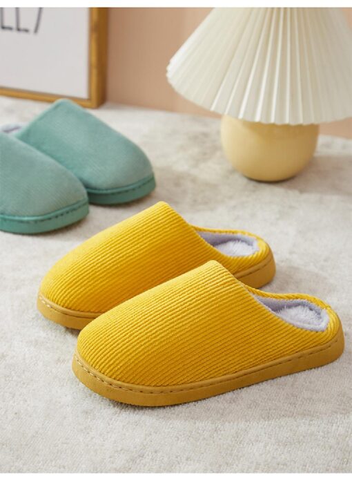 Two-tone slippers with non-slip