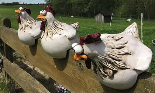 Funny Chicken Fence Decor Statues - Image 2