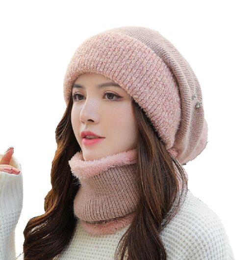 Warm Oversized Beanie with Optional Face Mask Cover - Image 3