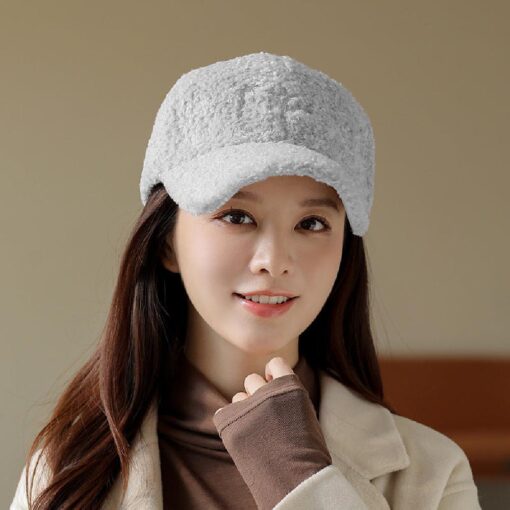 Plush Outdoor Warm Sports Fashionable Cap - Image 3