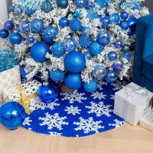 90 or 122CM Snowflake Faux Fur Christmas Tree Skirts - Image 6