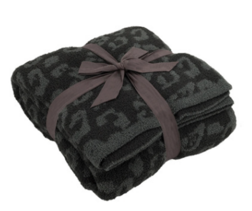 Soft Leopard Flannel blanket - Image 2