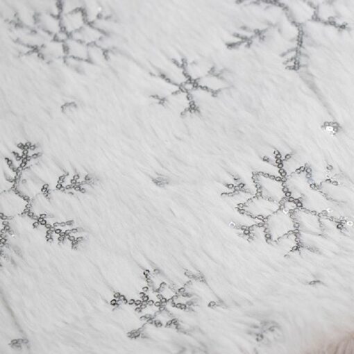 78, 90, 120 or 140 CM Faux Fur Christmas Tree Skirt - Image 16