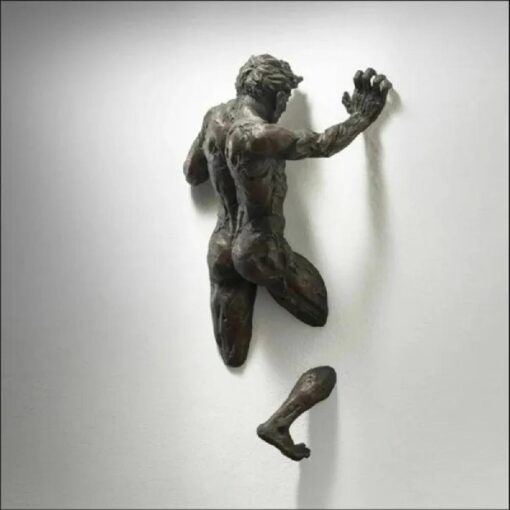 Climbing Man 3D Statue Wall Decoration - Image 2