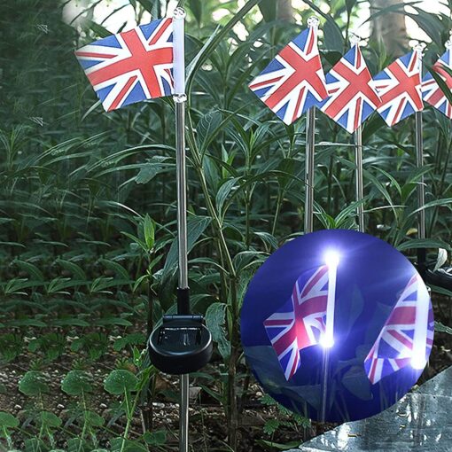 UK Flag LED Solar Garden Lawn Lamp - Image 9