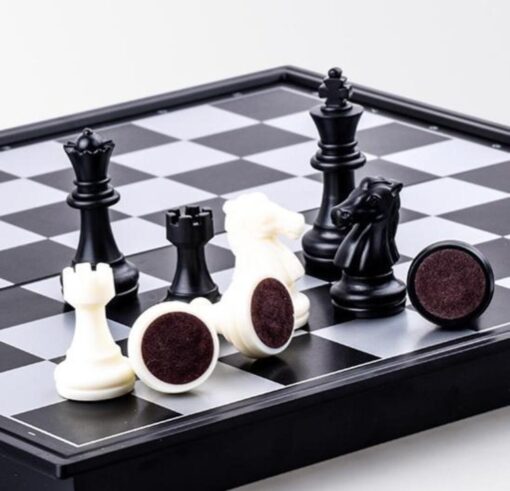 Limited OFFER - 3 in 1 Magnetic Travel Chess Set - - Image 5