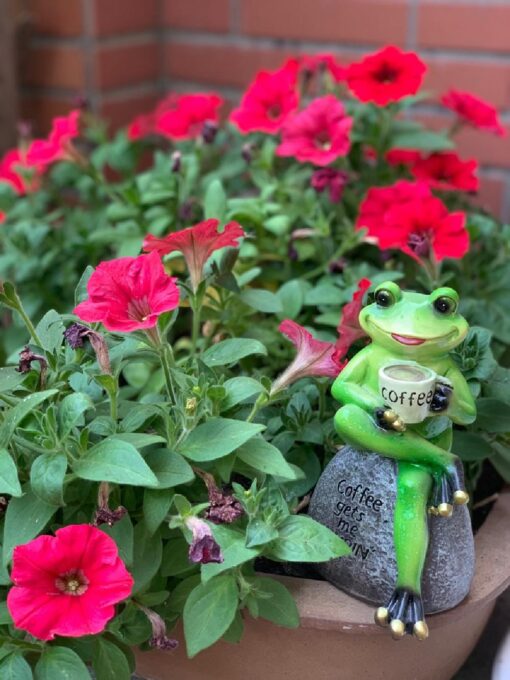 Creative Green Frog Sitting on Stone Statue Drinking Coffee Indoor Outdoor Garden Statue - Image 4