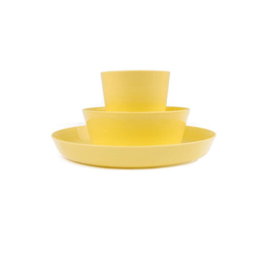 12 Piece Plastic Dinnerware Set - Image 13