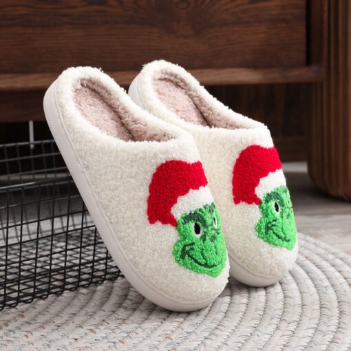 Christmas Embroidered Slipper - Image 11