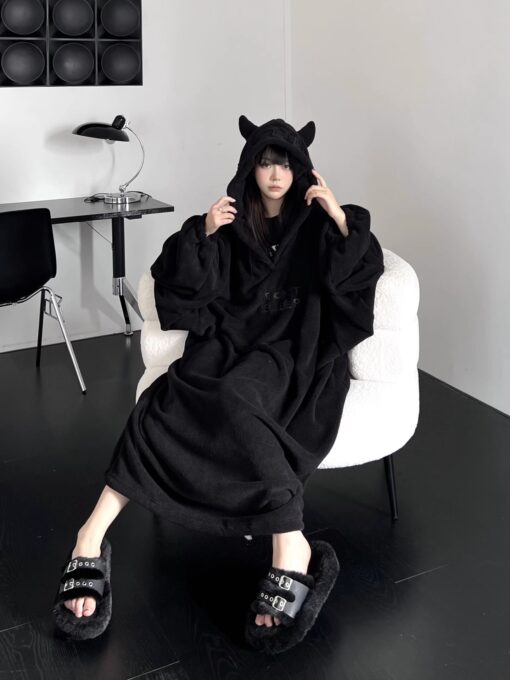 Little Devil Hooded Velvet Blanket - Image 6