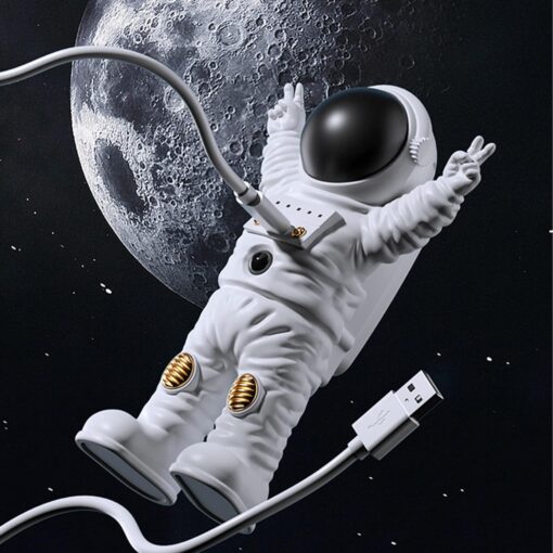 Astronaut Aroma Diffuser - Image 7