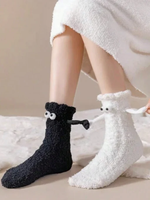 Magnetic Couple Holding Hands Velvet Socks - Image 2