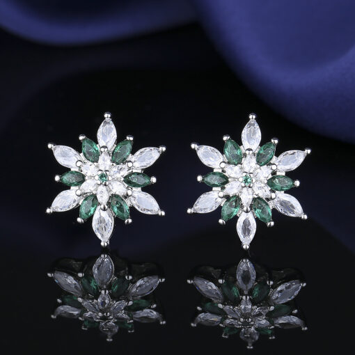 Elegant Snowflake Fashion Jewellery Set