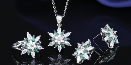 Elegant Snowflake Fashion Jewellery Set - Image 8