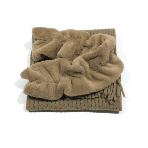 Women's Extra Long Warm Scarf - United Kingdom - Image 3