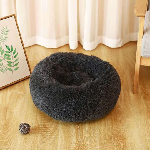 Plush Long Wool Pet Kennel - Image 12