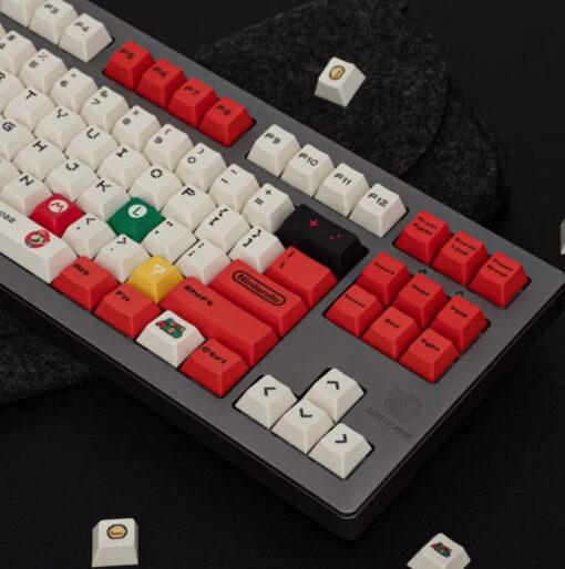 Mar and Lugi Retro 124 Keycaps - Image 2