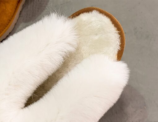 Fluffy slippers - Image 10